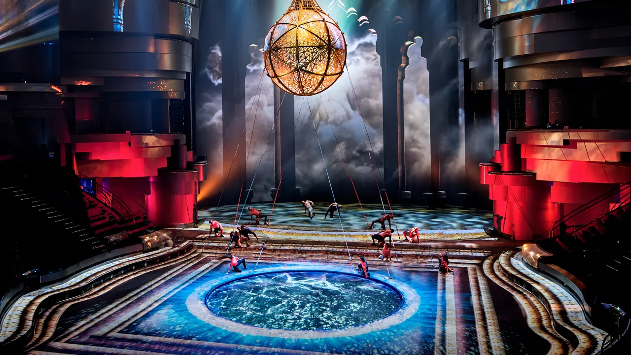 La Perle by Dragone — Dubai, photo 3