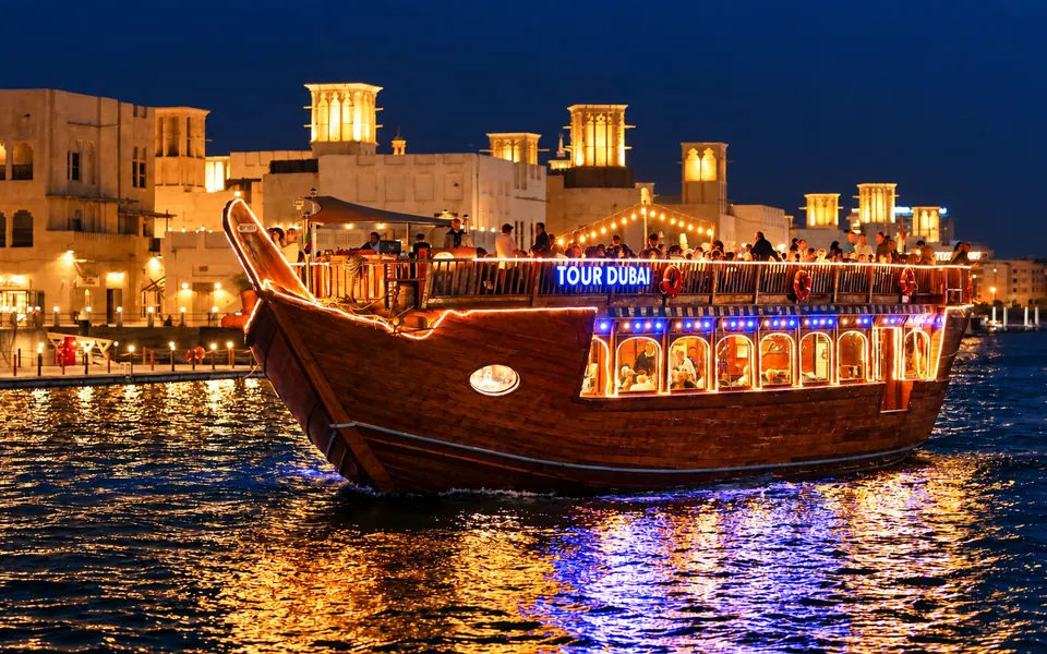 Dubai Creek Dhow Dinner Cruise — Dubai
