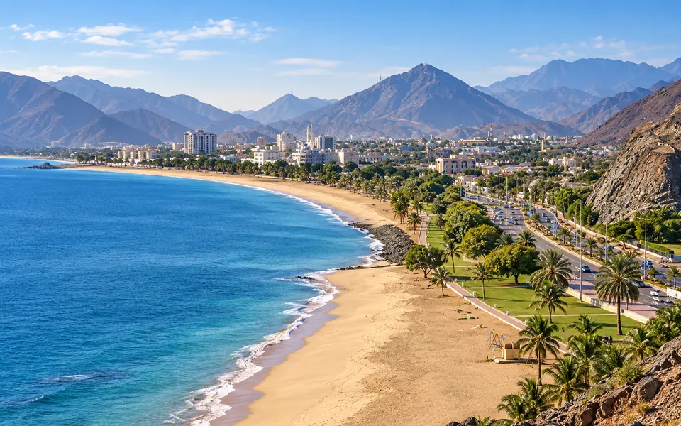 Fujairah & Khor Fakkan East Coast Private Tour — Dubai
