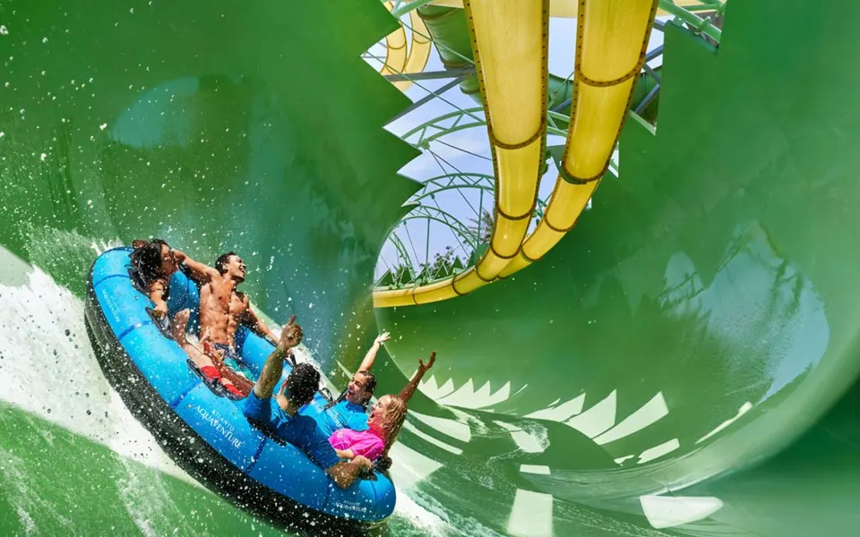 Aquaventure Waterpark — Dubai